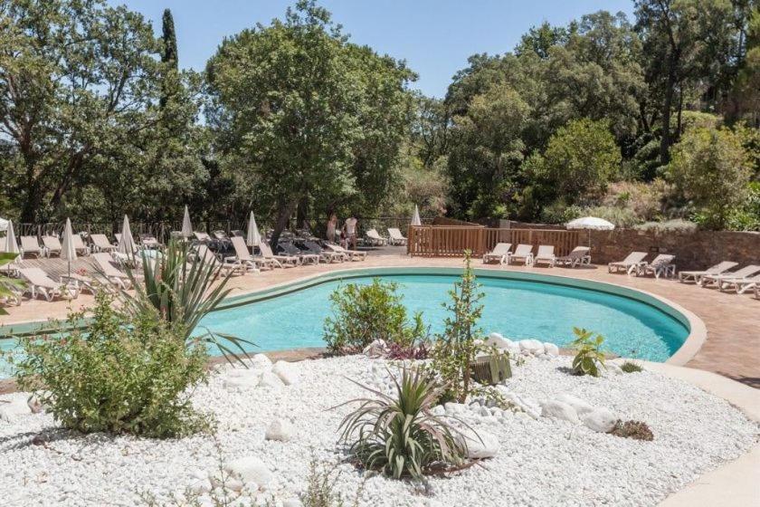 Les Restanques Maison Du Lac 4 Chambres Grimaud Buitenkant foto